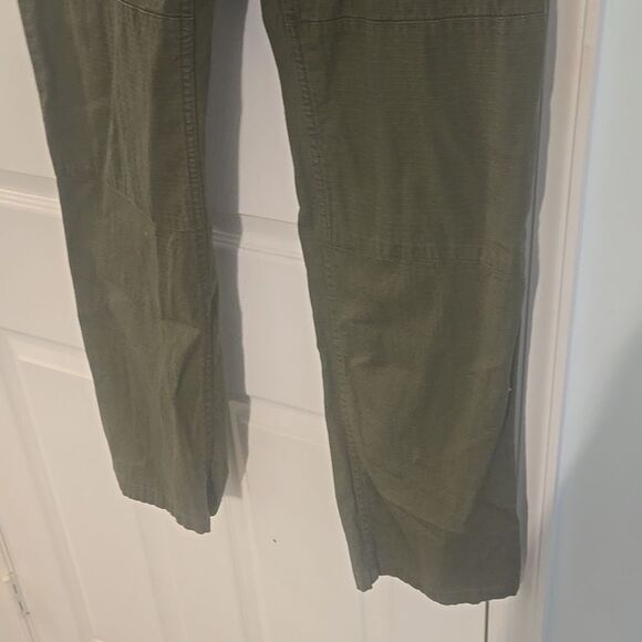Reef Green Cargo Pants with Belt Loops - Picture 4 of 9